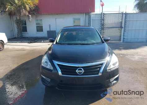 2015 Nissan Altima 2.5 S z USA, uszkodzony, nr VIN 1N4AL3AP6FN401420
